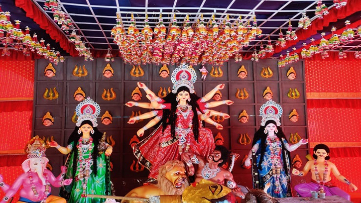 আজ মহাষষ্ঠী, শারদীয় দুর্গোৎসব শুরু
